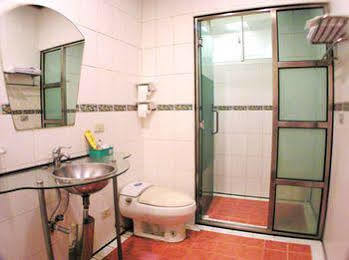 Changsing Business Motel Đài Nam Ngoại thất bức ảnh